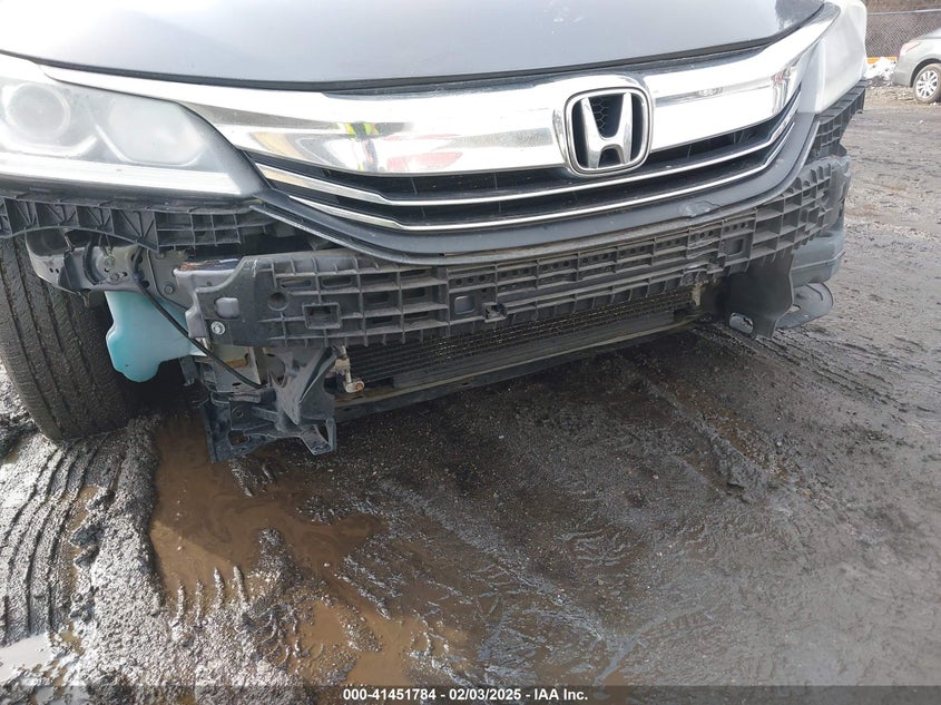 2016 HONDA ACCORD VIN: 1HGCR2F39GA107988