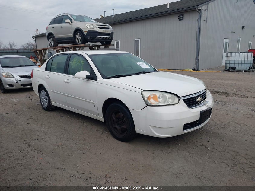 2008 CHEVROLET MALIBU CLASSIC VIN: 1G1ZT58N08F104923