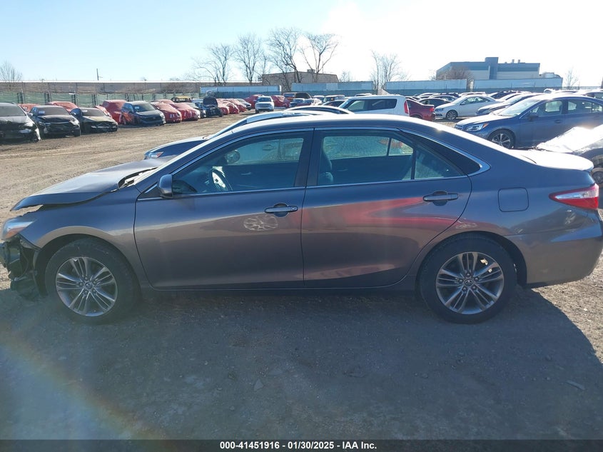 2017 TOYOTA CAMRY SE - 4T1BF1FKXHU429121
