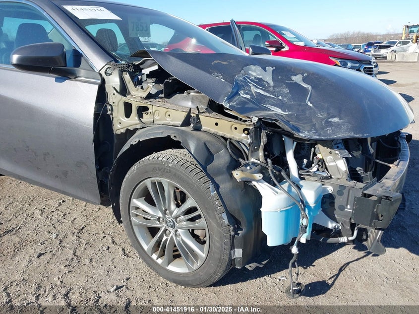2017 TOYOTA CAMRY SE - 4T1BF1FKXHU429121