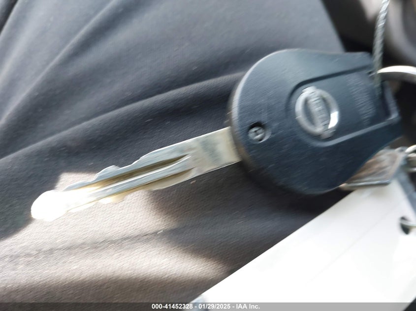 2014 NISSAN VERSA 1.6 SV - 3N1CN7AP3EL813641