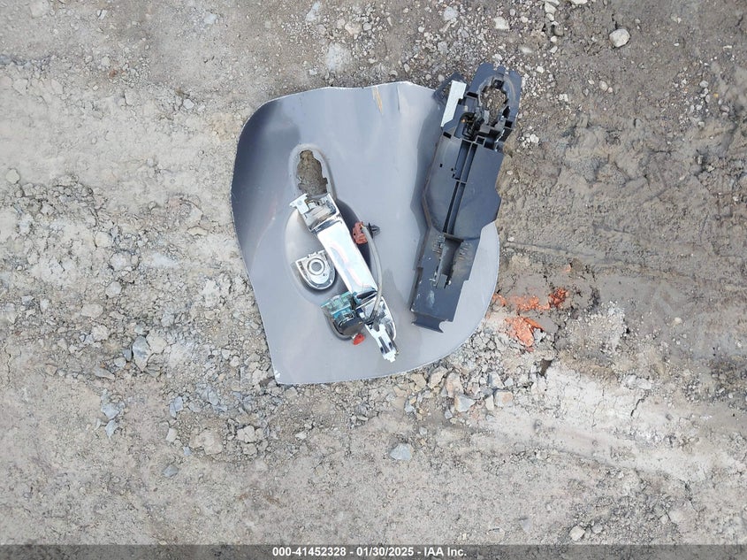 2014 NISSAN VERSA 1.6 SV - 3N1CN7AP3EL813641