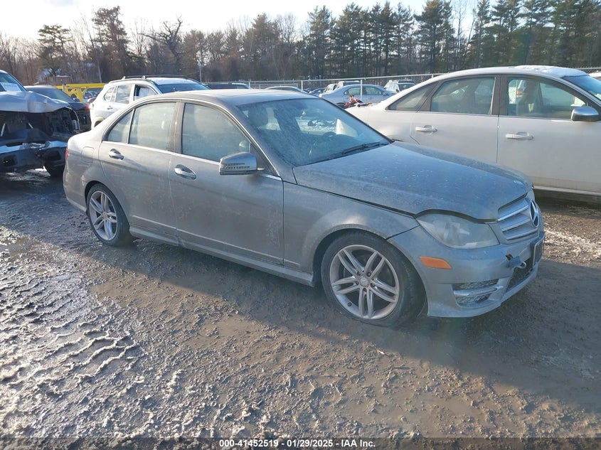 2012 MERCEDES-BENZ C 300 VIN: WDDGF8BBXCR228992
