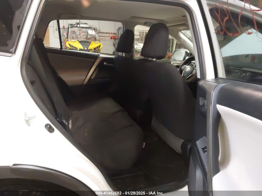 2015 TOYOTA RAV4 XLE - JTMRFREVXFD162332