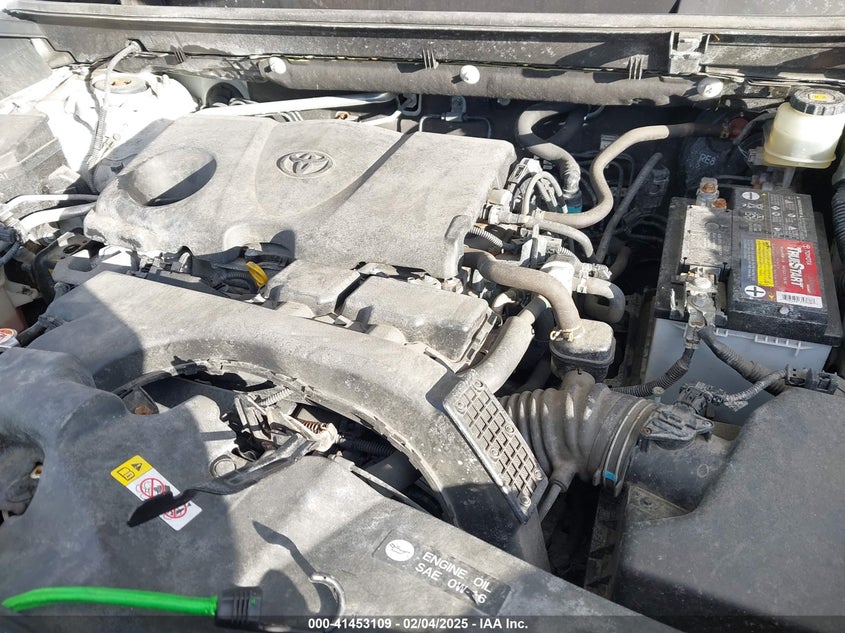 2019 TOYOTA RAV4 XLE - JTMP1RFV7KD007705