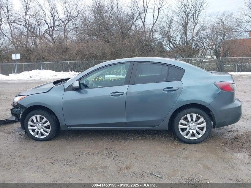 2013 MAZDA MAZDA3 I SV - JM1BL1TF8D1754365