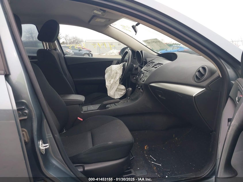 2013 MAZDA MAZDA3 I SV - JM1BL1TF8D1754365
