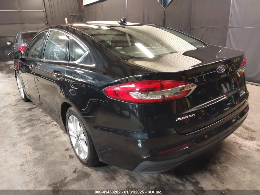 2019 FORD FUSION HYBRID VIN: 3FA6P0LU8KR192037