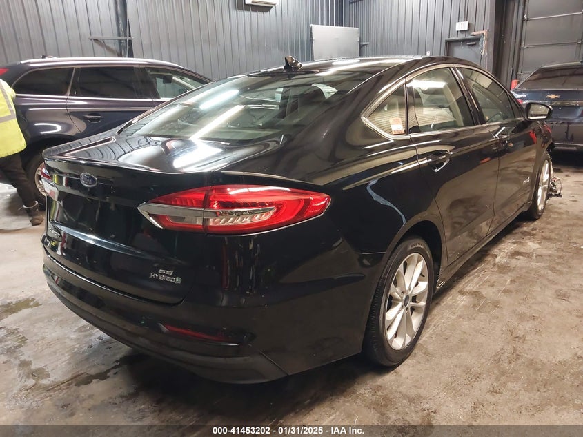 2019 FORD FUSION HYBRID VIN: 3FA6P0LU8KR192037