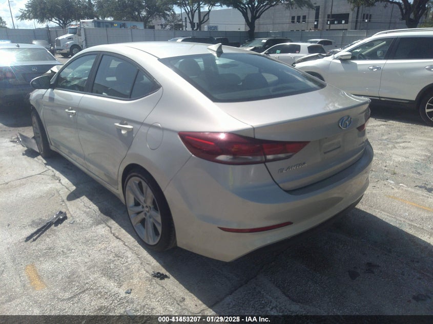 2017 HYUNDAI ELANTRA VIN: KMHD84LF0HU191162