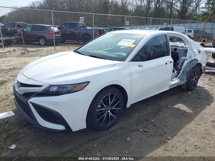 2022 TOYOTA CAMRY VIN: 4T1T11AK6NU013136
