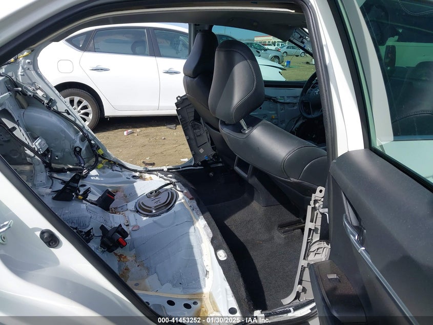 2022 TOYOTA CAMRY VIN: 4T1T11AK6NU013136