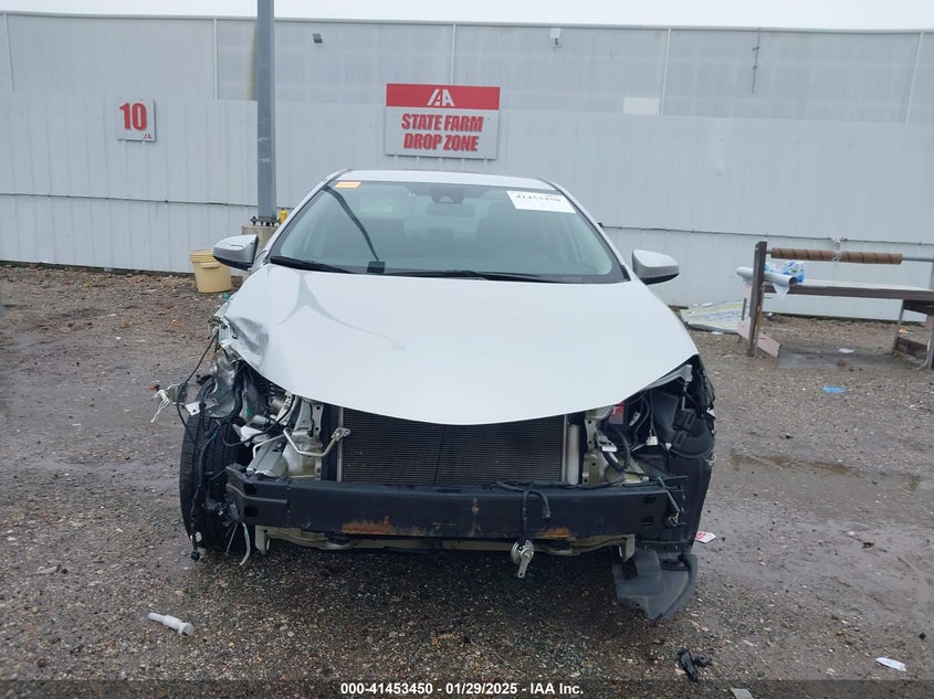 2018 TOYOTA COROLLA LE - 5YFBURHE5JP841384