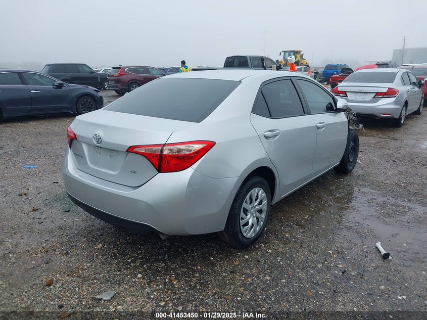 2018 TOYOTA COROLLA LE - 5YFBURHE5JP841384