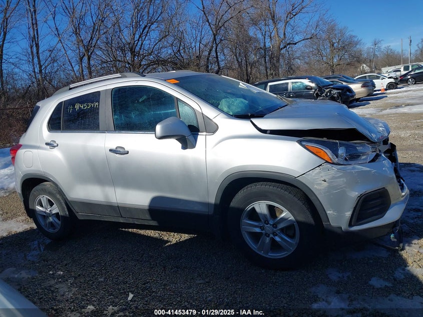 2017 CHEVROLET TRAX LT - 3GNCJLSB3HL208180
