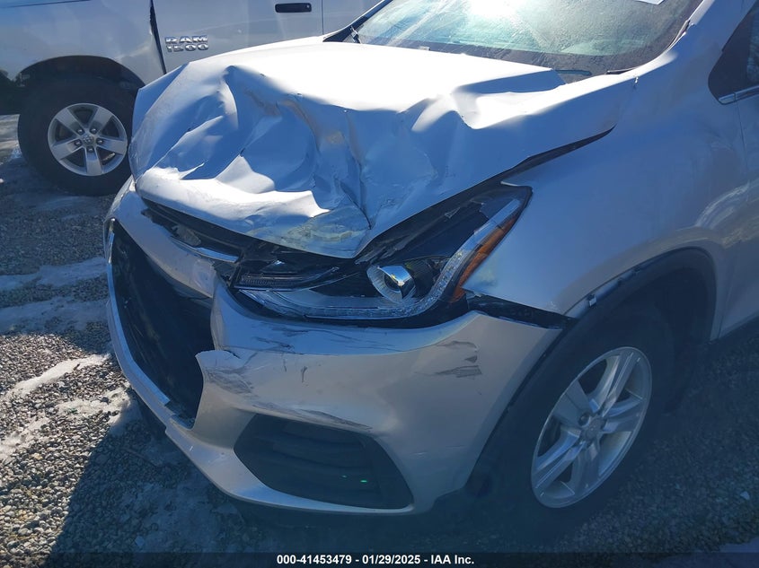 2017 CHEVROLET TRAX LT - 3GNCJLSB3HL208180