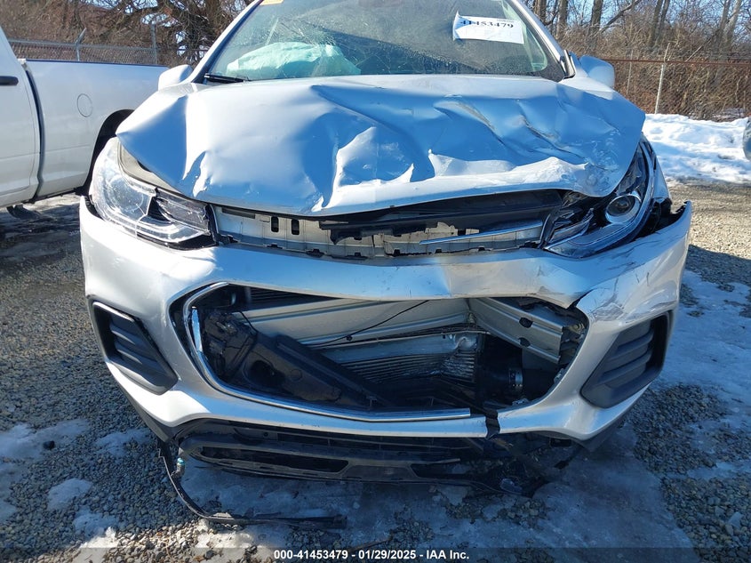 2017 CHEVROLET TRAX LT - 3GNCJLSB3HL208180