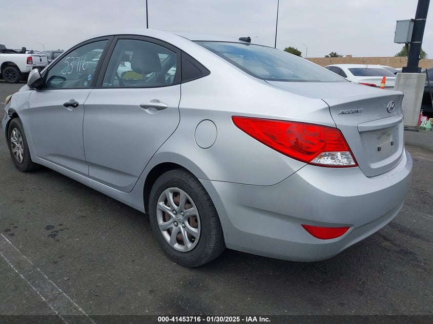 2013 HYUNDAI ACCENT GLS - KMHCT4AE1DU370180