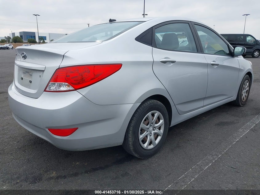 2013 HYUNDAI ACCENT GLS - KMHCT4AE1DU370180