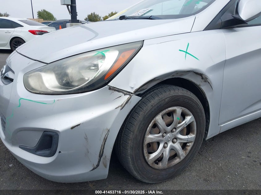2013 HYUNDAI ACCENT GLS - KMHCT4AE1DU370180