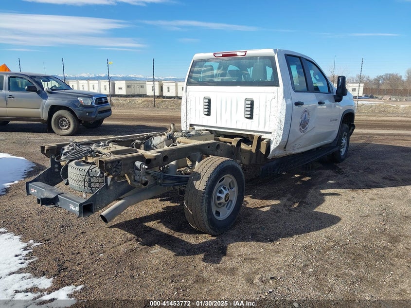 1GB5YLE78NF205287 2022 CHEVROLET SILVERADO photo no. 4