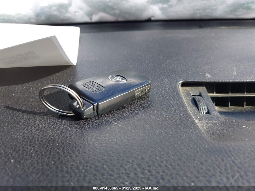 2017 TOYOTA RAV4 LIMITED - 2T3DFREV6HW685332