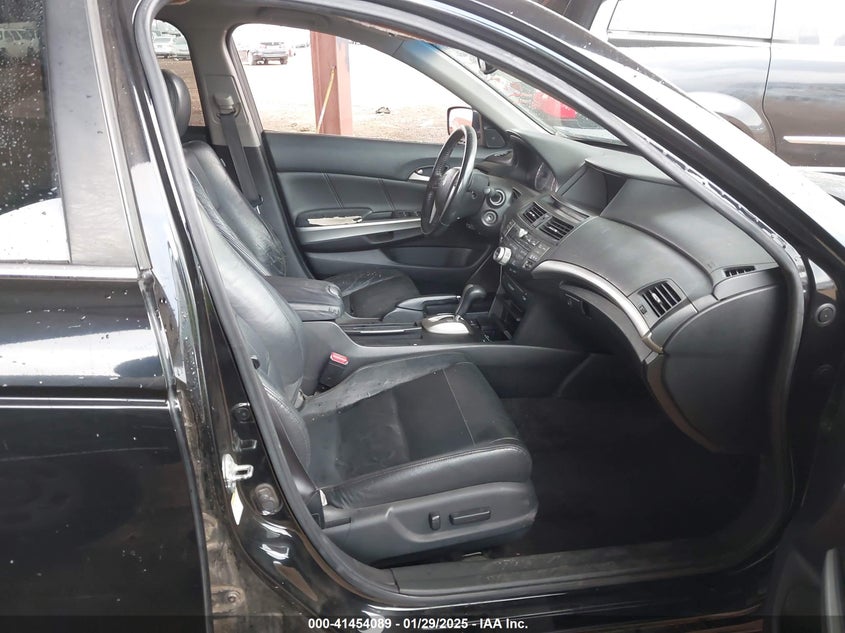 2008 HONDA ACCORD VIN: 1HGCP368X8A087064