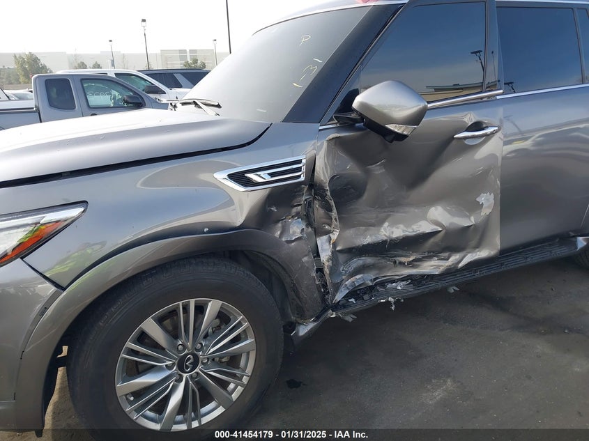 2021 INFINITI QX80 LUXE - JN8AZ2AF4M9717841