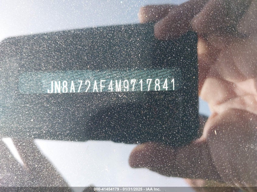 2021 INFINITI QX80 LUXE - JN8AZ2AF4M9717841