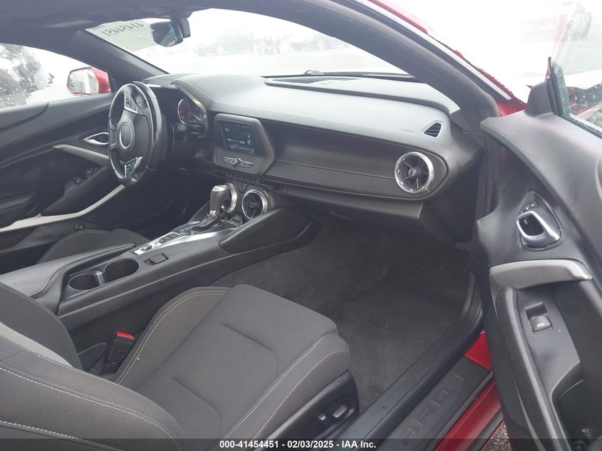 2018 CHEVROLET CAMARO VIN: 1G1FB1RS4J0128301