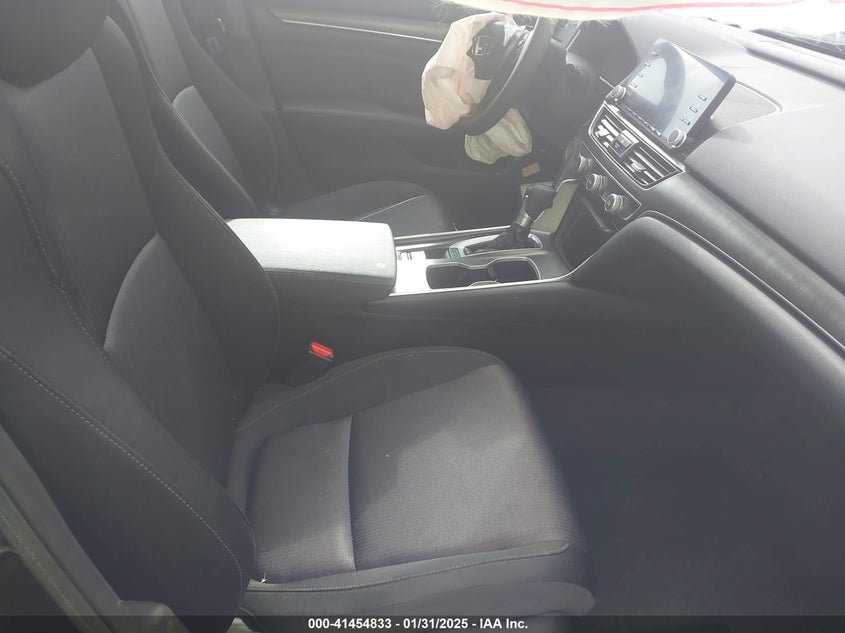 2019 HONDA ACCORD VIN: 1HGCV1F1XKA071418