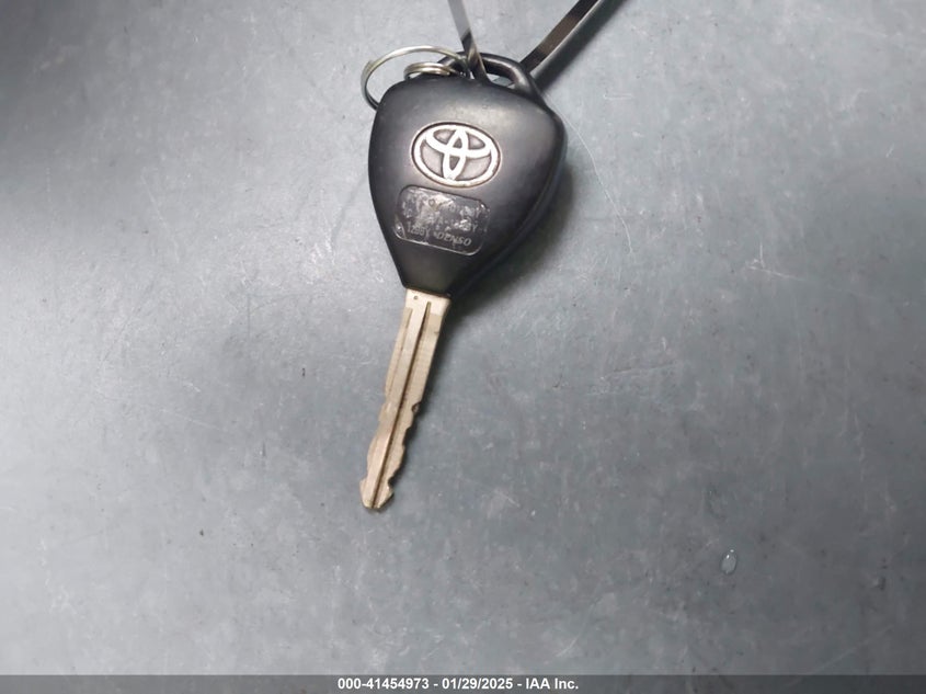 2009 TOYOTA COROLLA VIN: JTDBL40E299081286