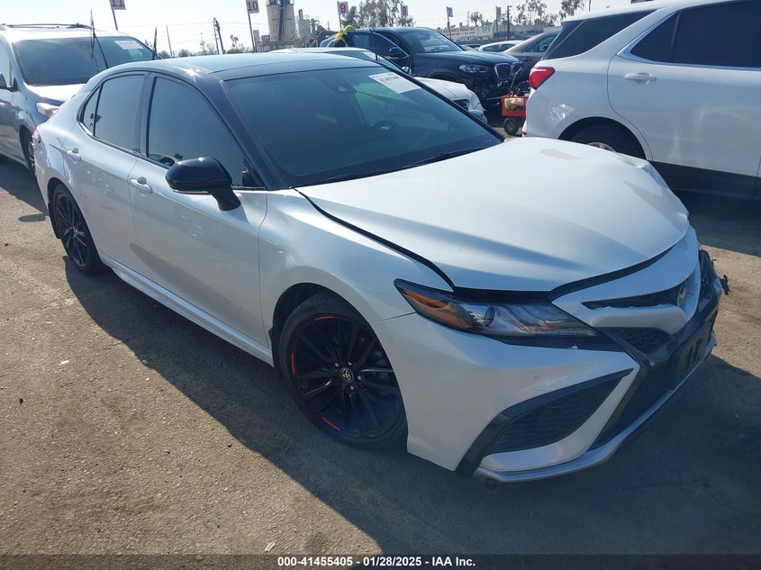 2022 TOYOTA CAMRY  (VIN: 4T1K61BK1NU063664)