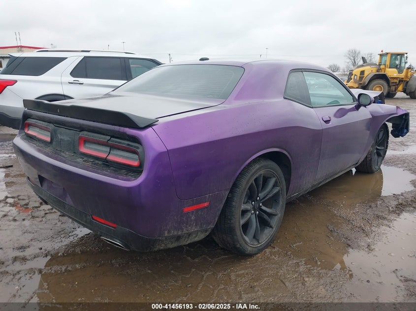 2018 DODGE CHALLENGER SXT - 2C3CDZAG4JH204805