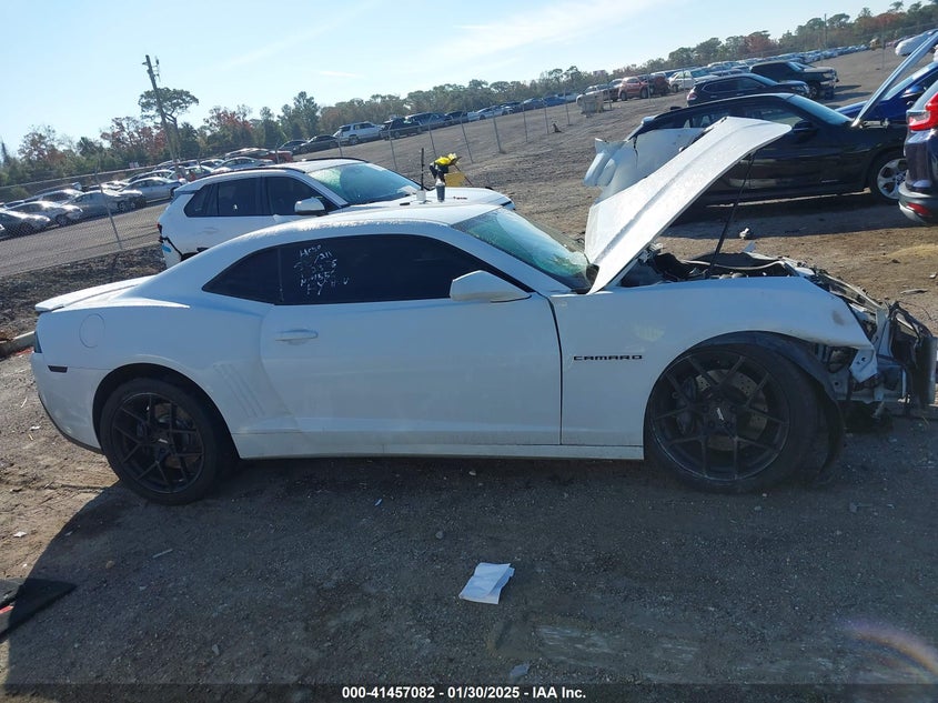 2014 CHEVROLET CAMARO VIN: 2G1FT1EW0E9262126
