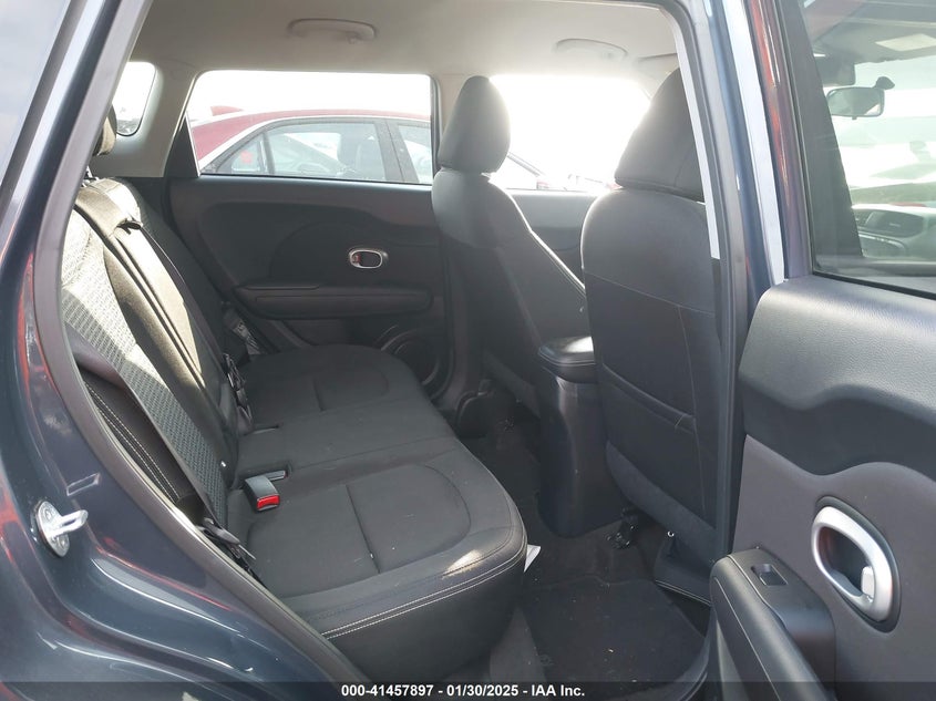 2016 KIA SOUL + - KNDJP3A55G7251092