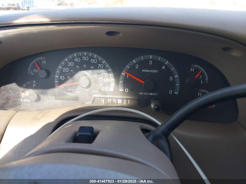 2002 Ford F-150 Xl/Xlt VIN: 1FTRX17272NA15634 Lot: 41457923