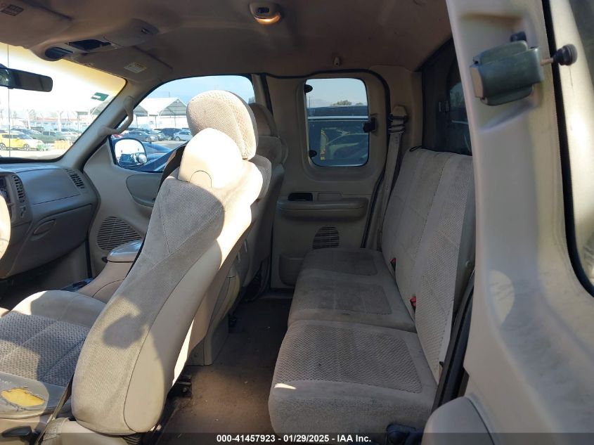 2002 Ford F-150 Xl/Xlt VIN: 1FTRX17272NA15634 Lot: 41457923