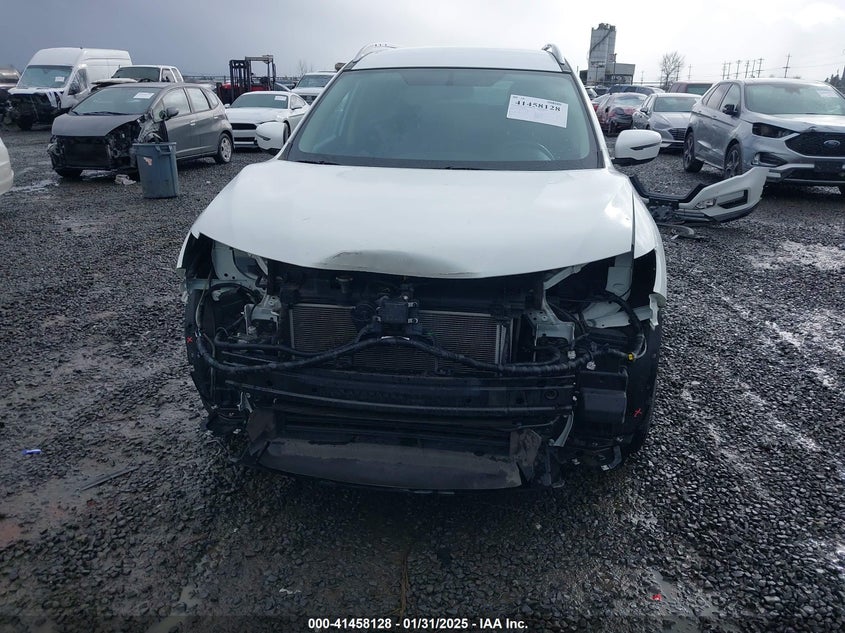 2018 NISSAN ROGUE SV - KNMAT2MV2JP525924