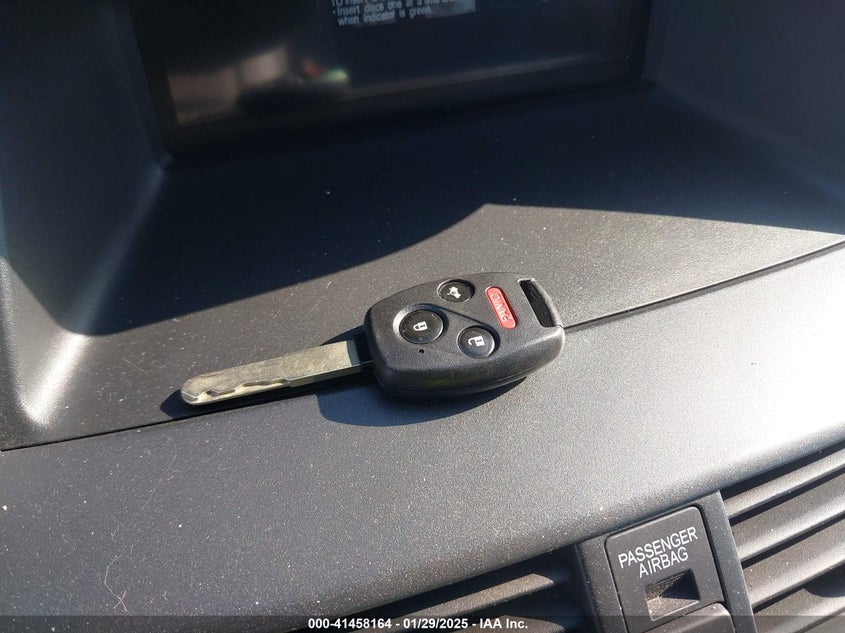 2009 HONDA ACCORD VIN: 1HGCP26799A049179