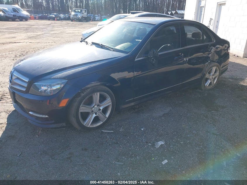 2011 MERCEDES-BENZ C 300 VIN: WDDGF8BB0BR142394