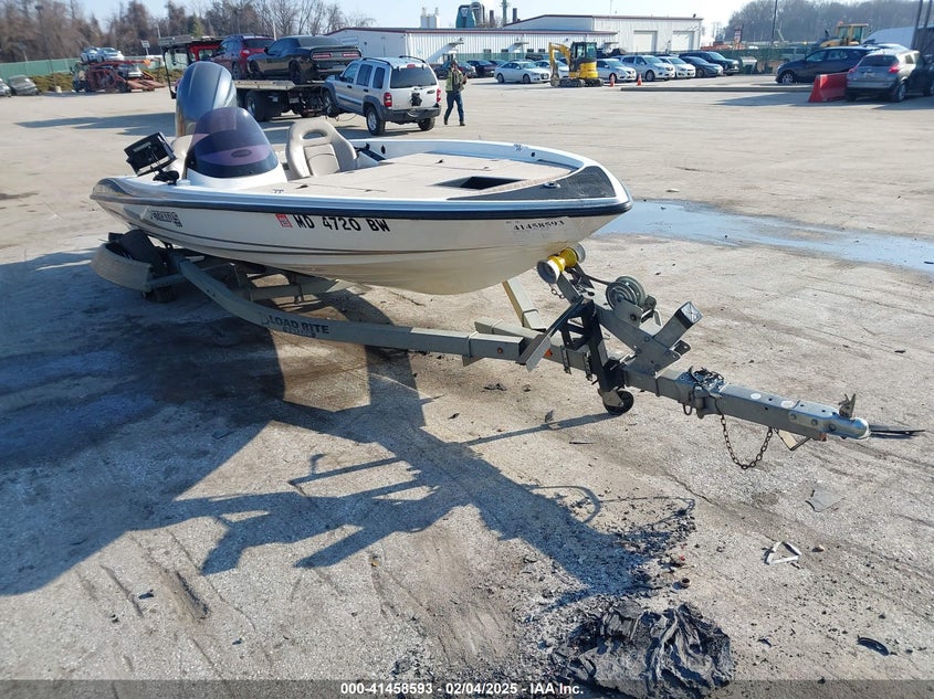 2004 STRATOS 285EXPRO