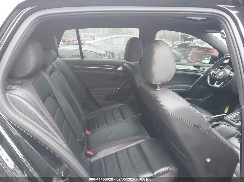 2015 VOLKSWAGEN GOLF GTI 2.0T AUTOBAHN 4-DOOR - 3VW4T7AU5FM026230