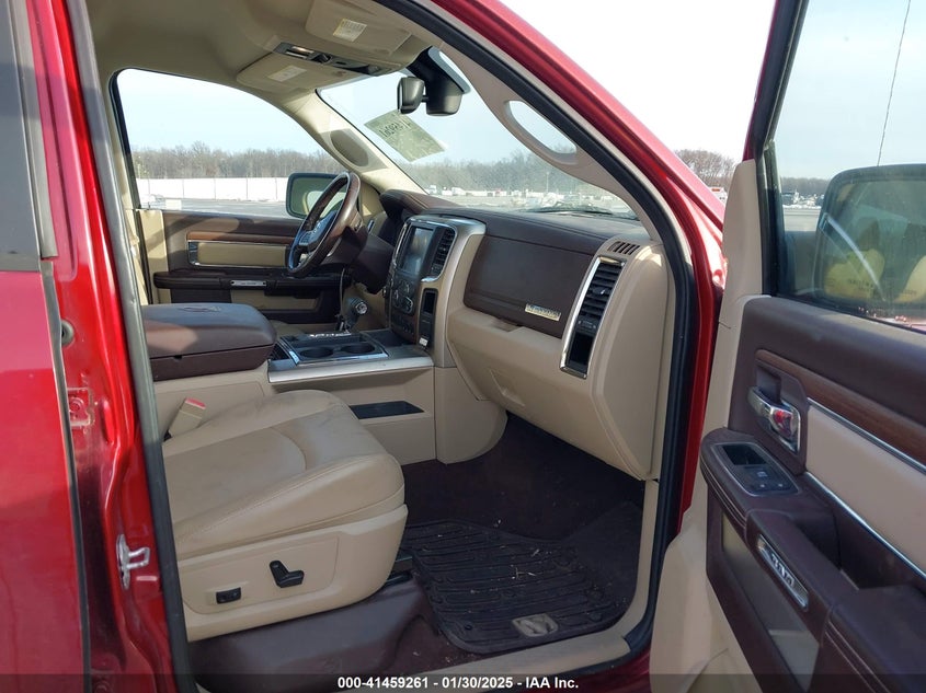 2013 RAM 1500 VIN: 1C6RR7NT0DS565049