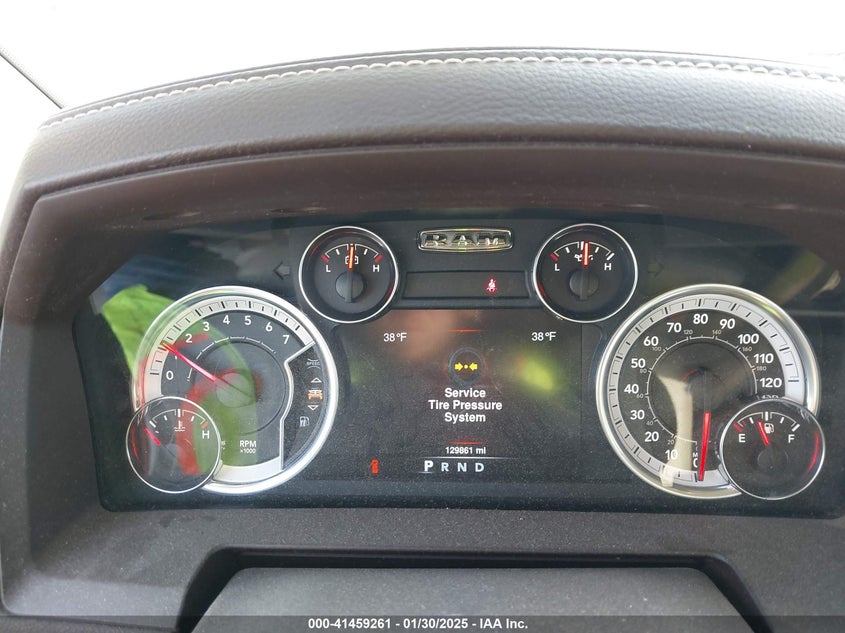 2013 RAM 1500 VIN: 1C6RR7NT0DS565049