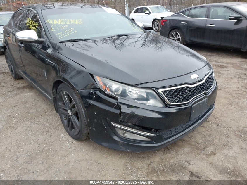 2013 KIA OPTIMA VIN: 5XXGR4A67DG092484
