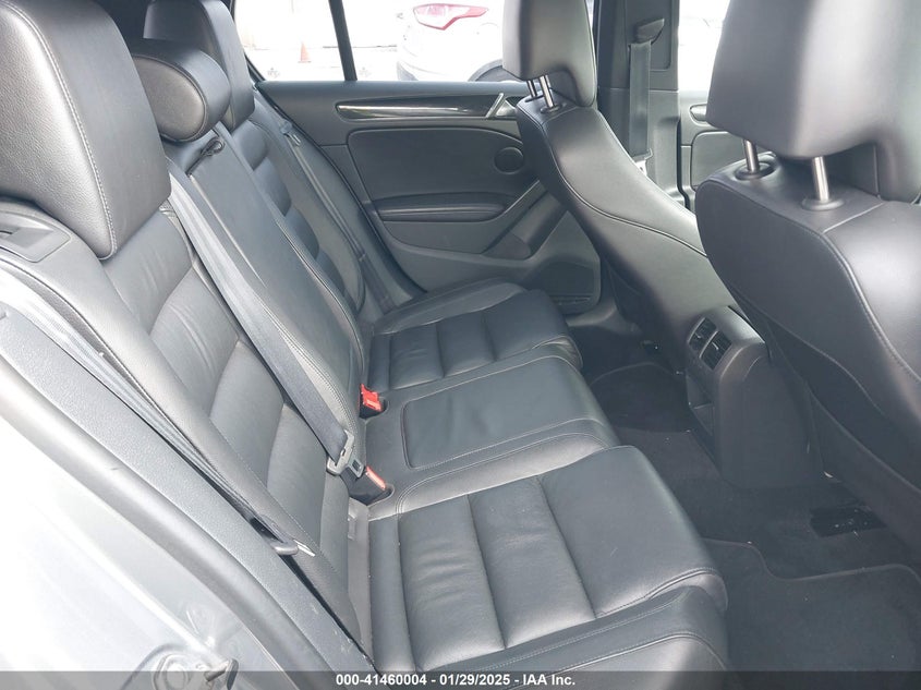 2011 VOLKSWAGEN GTI VIN: WVWHD7AJ2BW275229