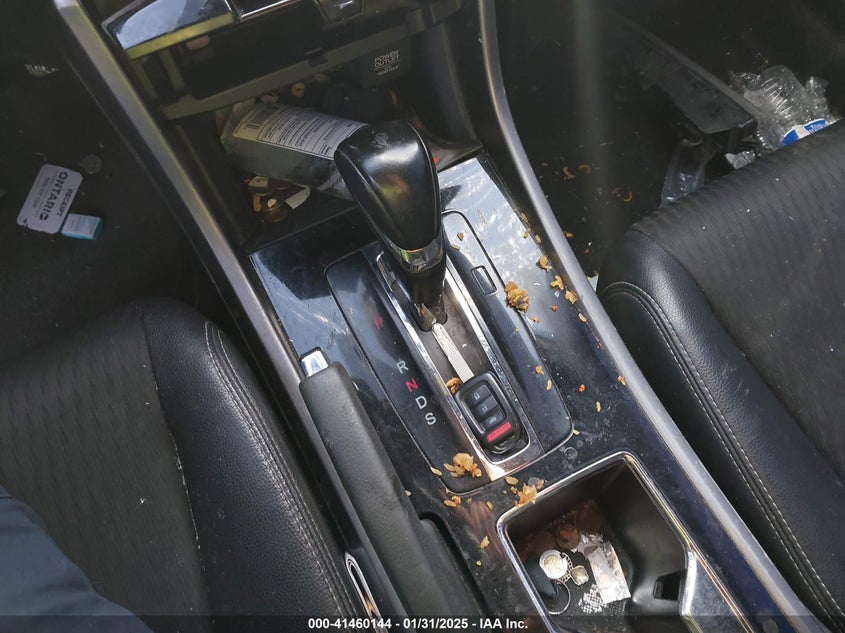 2017 HONDA ACCORD VIN: 1HGCR2F59HA002984