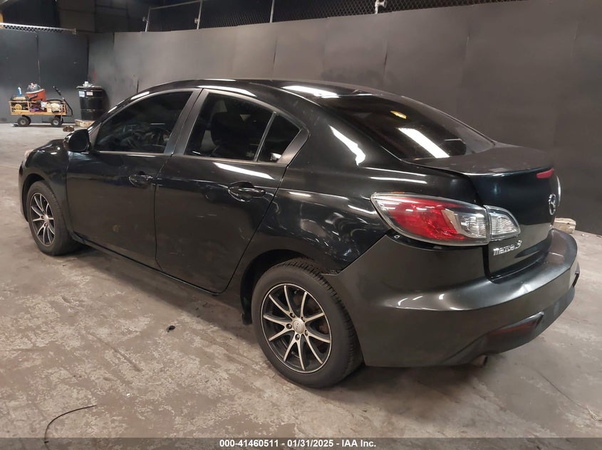 2013 MAZDA MAZDA3 I SPORT - JM1BL1UP9D1738392