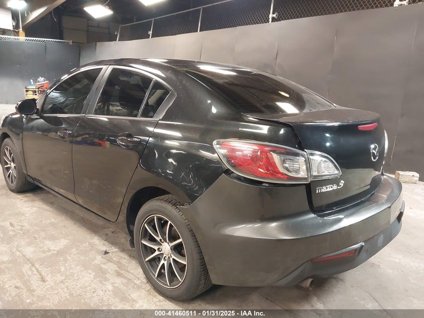 2013 MAZDA MAZDA3 I SPORT - JM1BL1UP9D1738392